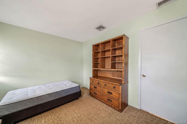 211 Meredith Lane, West Hempstead, NY 11552