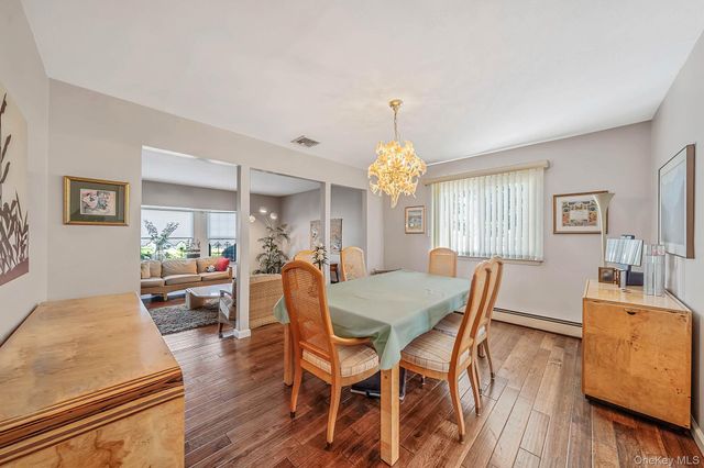 211 Meredith Lane, West Hempstead, NY 11552