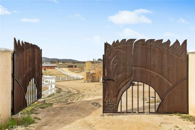 42815 El Campo road, Anza, CA 92539