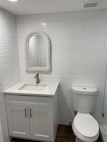 1105 GULF WAY 2, St Pete Beach, FL 33706