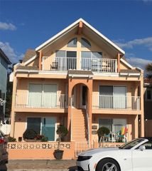 1105 GULF WAY 2, St Pete Beach, FL 33706