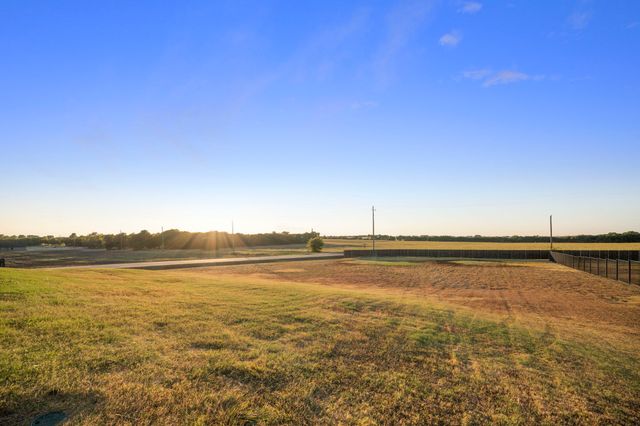 870 Dove Meadow Trail, Waxahachie, TX 75167
