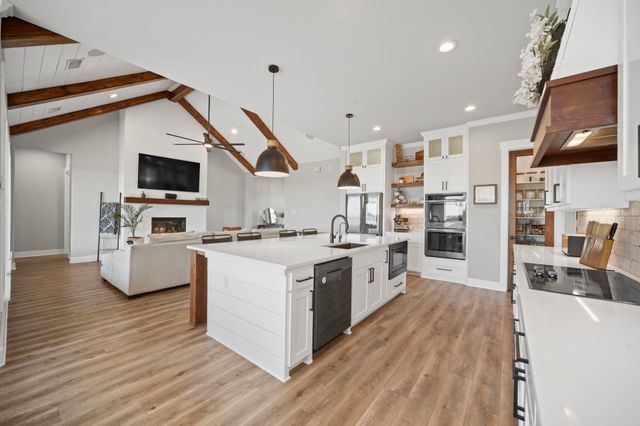 870 Dove Meadow Trail, Waxahachie, TX 75167
