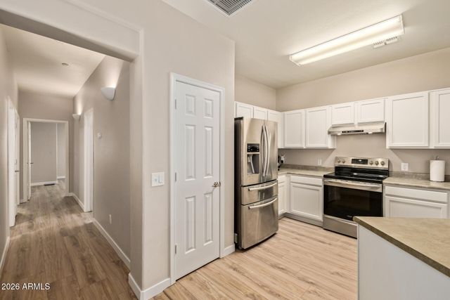 805 S SYCAMORE -- 202, Mesa, AZ 85202