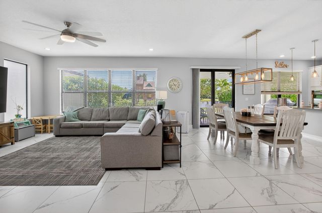 8787 Grand Prix Lane, Boynton Beach, FL 33472