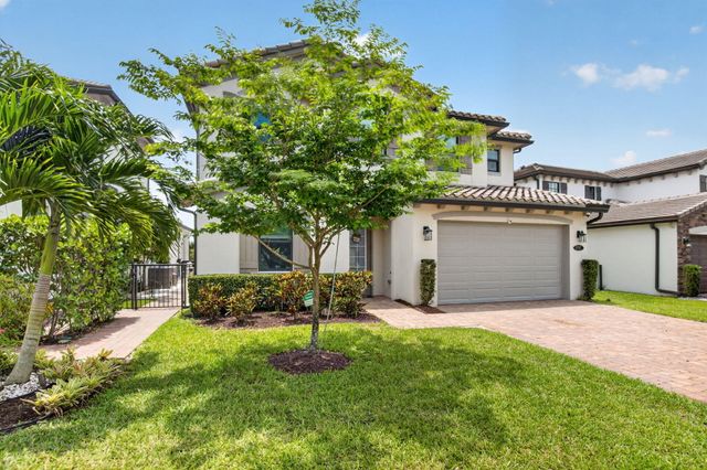 8787 Grand Prix Lane, Boynton Beach, FL 33472