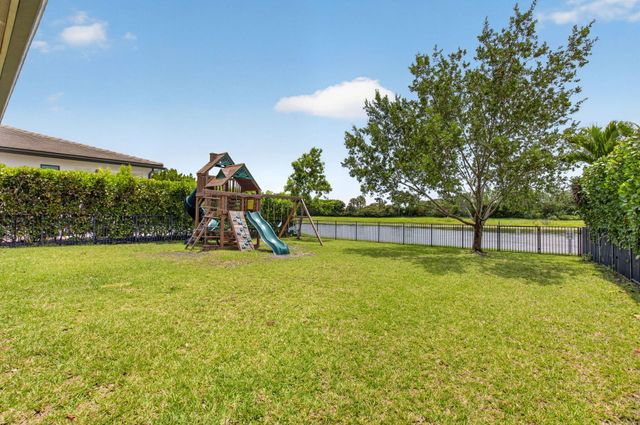 8787 Grand Prix Lane, Boynton Beach, FL 33472