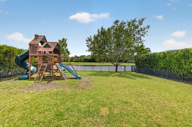 8787 Grand Prix Lane, Boynton Beach, FL 33472