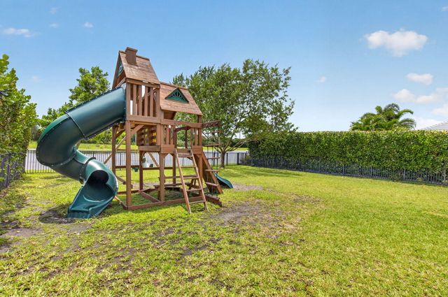 8787 Grand Prix Lane, Boynton Beach, FL 33472
