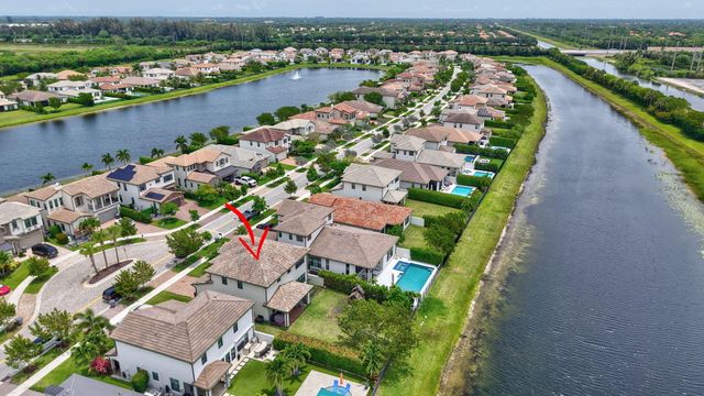 8787 Grand Prix Lane, Boynton Beach, FL 33472