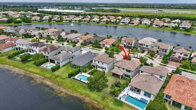 8787 Grand Prix Lane, Boynton Beach, FL 33472