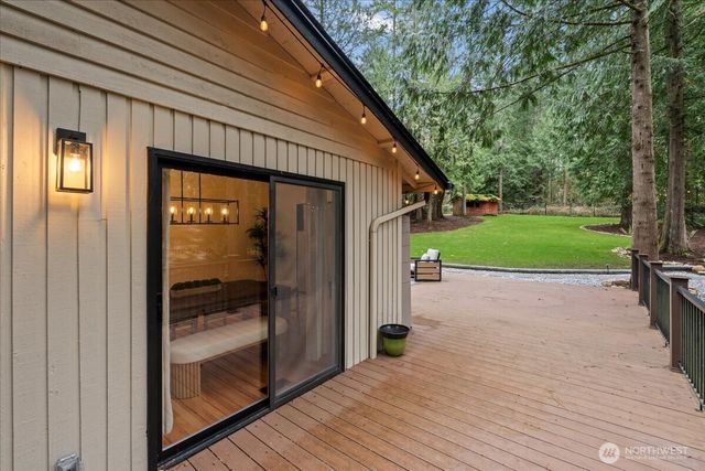 14702 255 Avenue SE, Issaquah, WA 98027