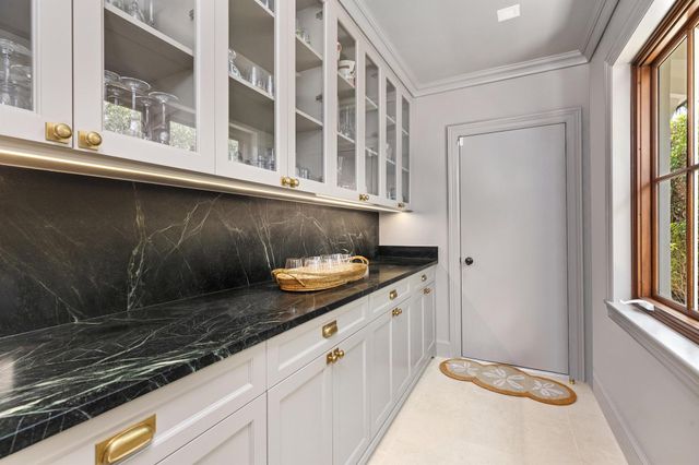 258 List Road, Palm Beach, FL 33480