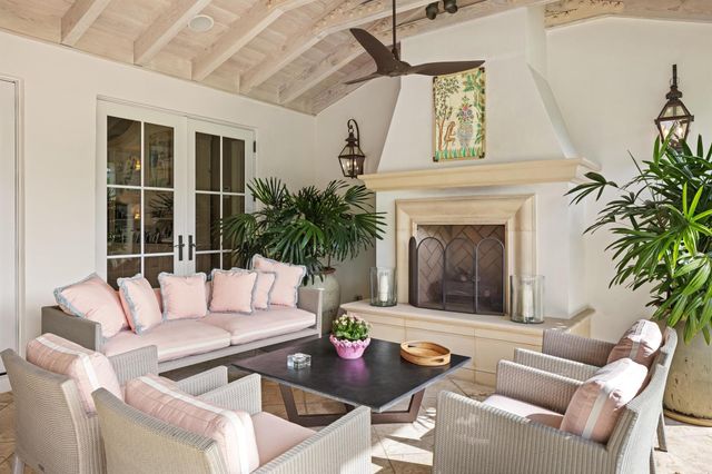 258 List Road, Palm Beach, FL 33480