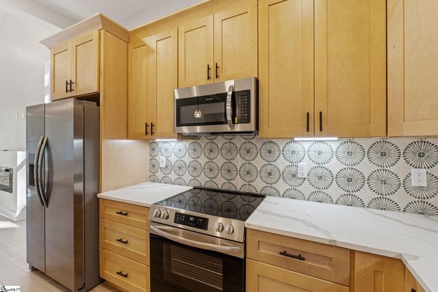 602 Dryden Drive, Westminster, SC 29693