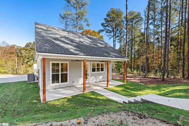 602 Dryden Drive, Westminster, SC 29693