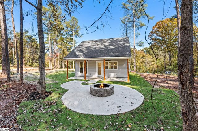 602 Dryden Drive, Westminster, SC 29693