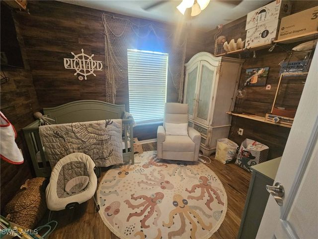 266 Newport DR 310, Naples, FL 34114