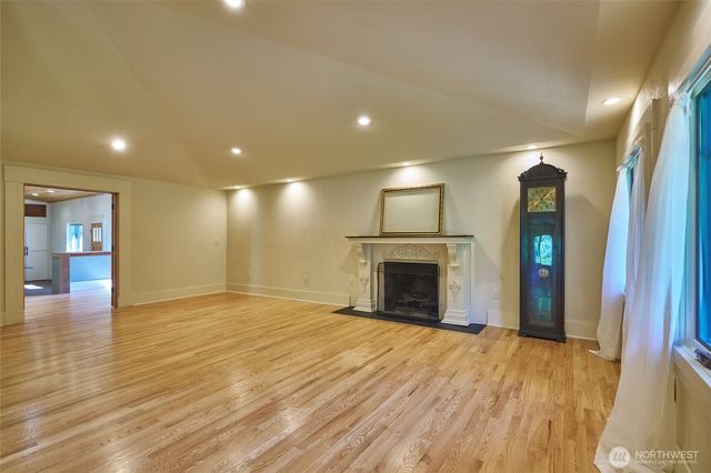 1620 N 183rd Street, Shoreline, WA 98133
