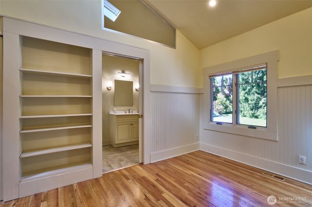 1620 N 183rd Street, Shoreline, WA 98133