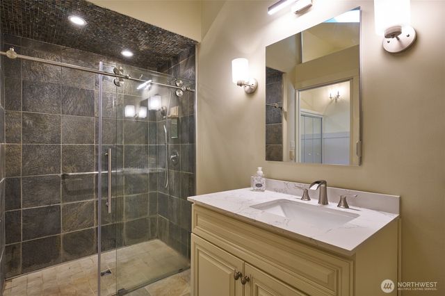 1620 N 183rd Street, Shoreline, WA 98133