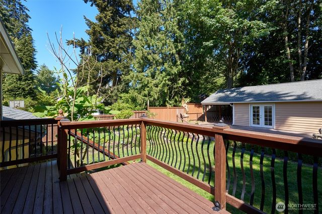 1620 N 183rd Street, Shoreline, WA 98133