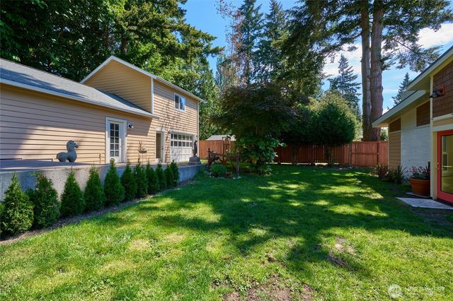 1620 N 183rd Street, Shoreline, WA 98133