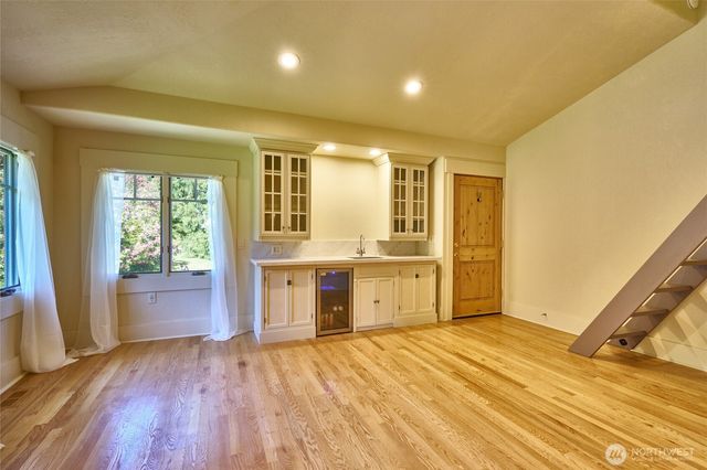 1620 N 183rd Street, Shoreline, WA 98133