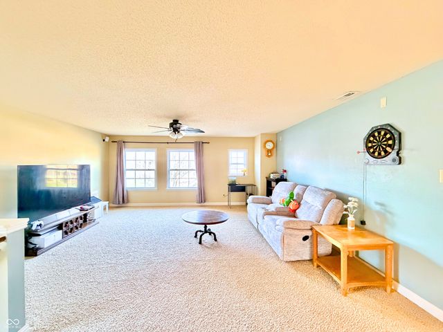 360 Legacy Boulevard, Greenwood, IN 46143