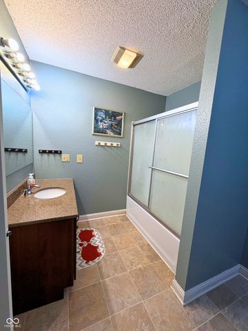 360 Legacy Boulevard, Greenwood, IN 46143