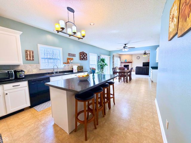 360 Legacy Boulevard, Greenwood, IN 46143