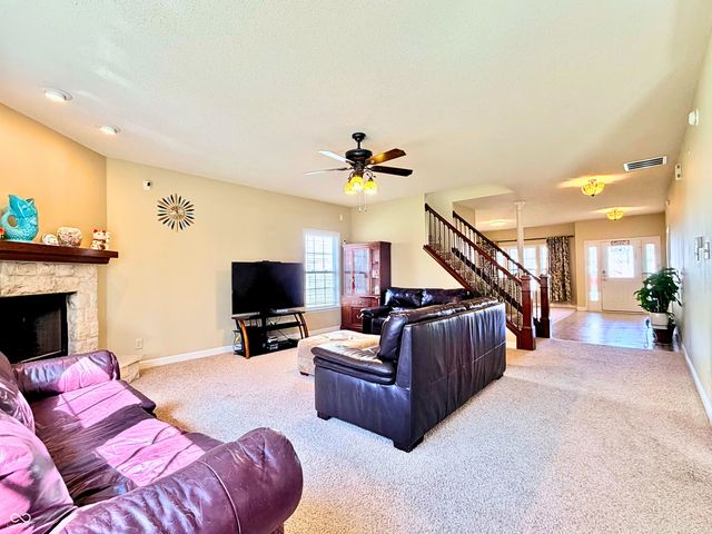 360 Legacy Boulevard, Greenwood, IN 46143