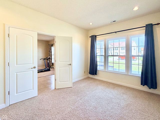 360 Legacy Boulevard, Greenwood, IN 46143