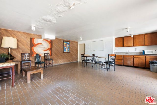 550 W Regent Street 124, Inglewood, CA 90301