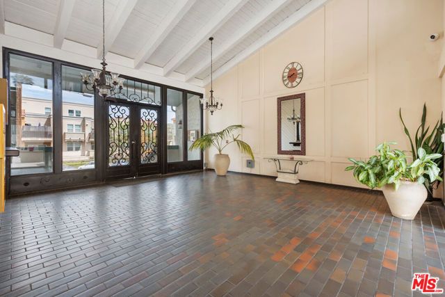 550 W Regent Street 124, Inglewood, CA 90301