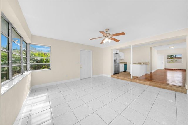 3271 NW 18th Ter, Miami, FL 33125