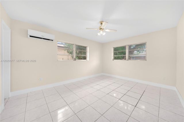 3271 NW 18th Ter, Miami, FL 33125