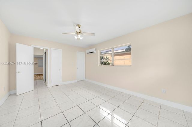 3271 NW 18th Ter, Miami, FL 33125