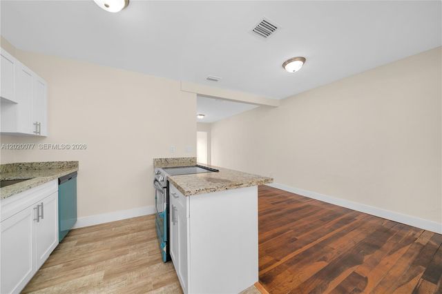 3271 NW 18th Ter, Miami, FL 33125