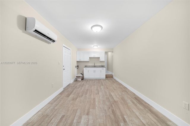 3271 NW 18th Ter, Miami, FL 33125