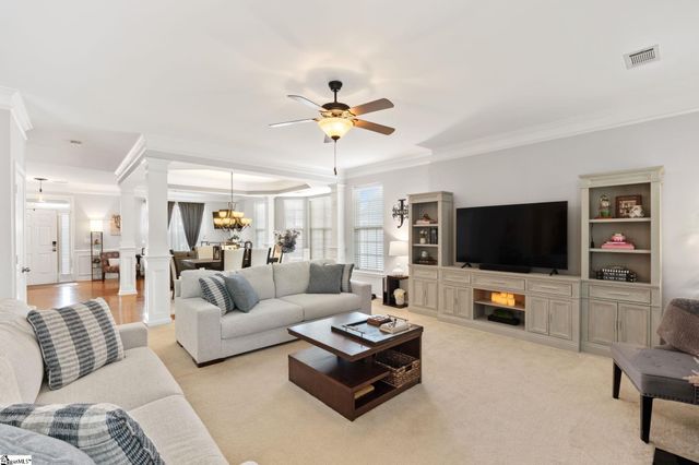 116 Kelsey Glen Lane, Simpsonville, SC 29681