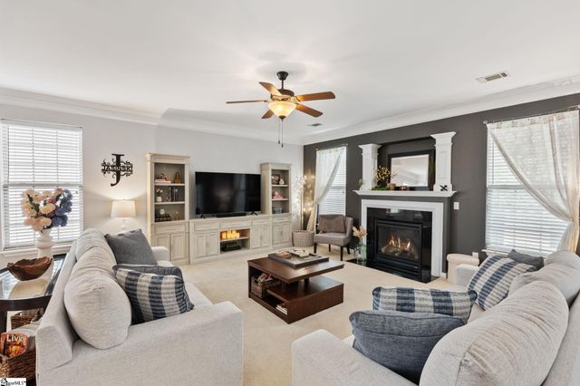 116 Kelsey Glen Lane, Simpsonville, SC 29681