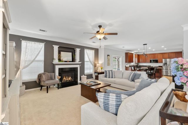 116 Kelsey Glen Lane, Simpsonville, SC 29681