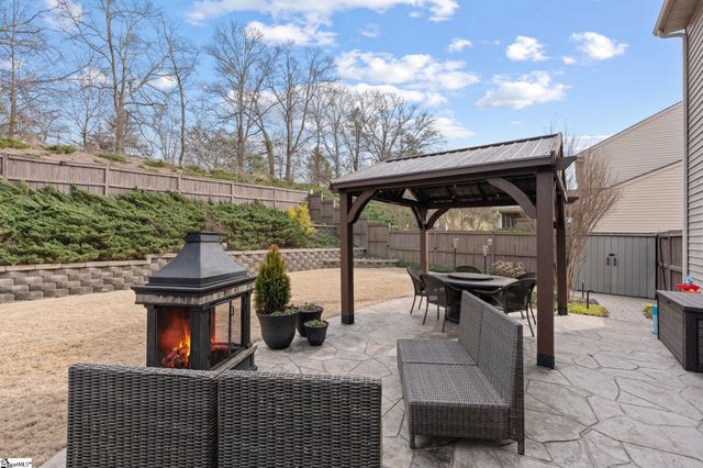 116 Kelsey Glen Lane, Simpsonville, SC 29681