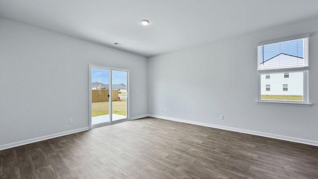 331 Lake Ridge Boulevard, Summerville, SC 29486