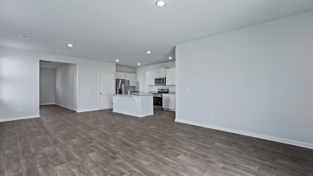 331 Lake Ridge Boulevard, Summerville, SC 29486
