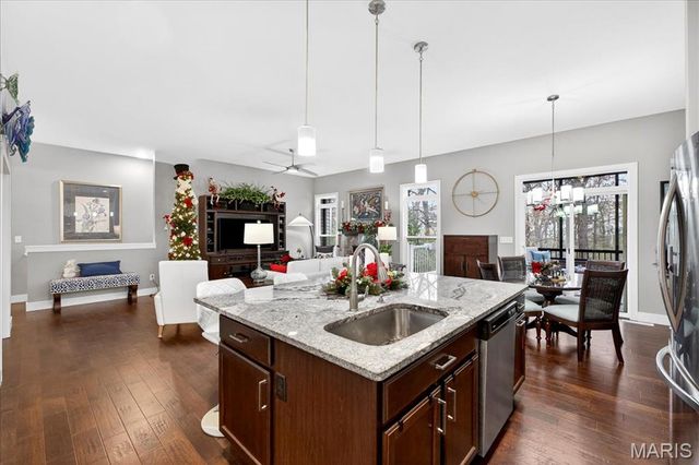 3005 Koch Lane, Washington, MO 63090