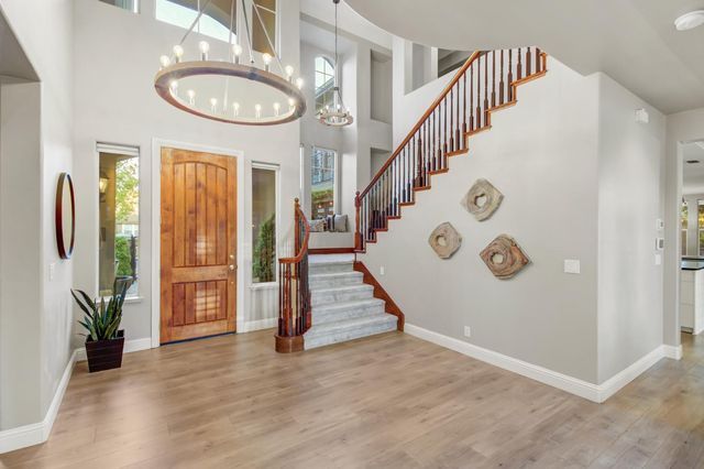 8055 Chestnut Ct, Granite Bay, CA 95746