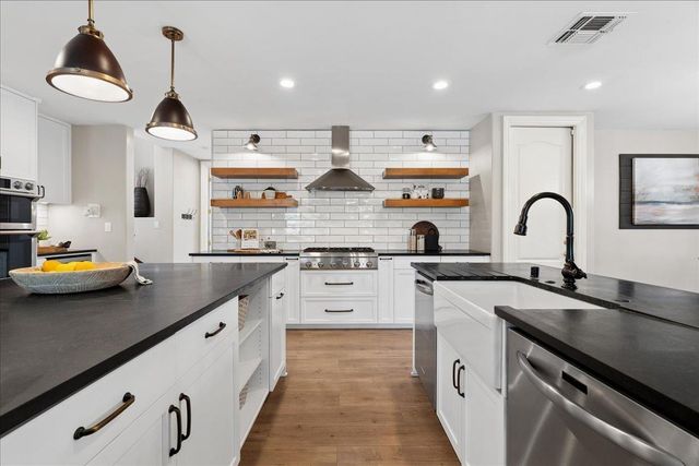 8055 Chestnut Ct, Granite Bay, CA 95746