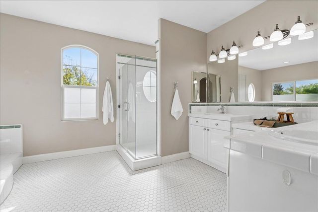 8055 Chestnut Ct, Granite Bay, CA 95746